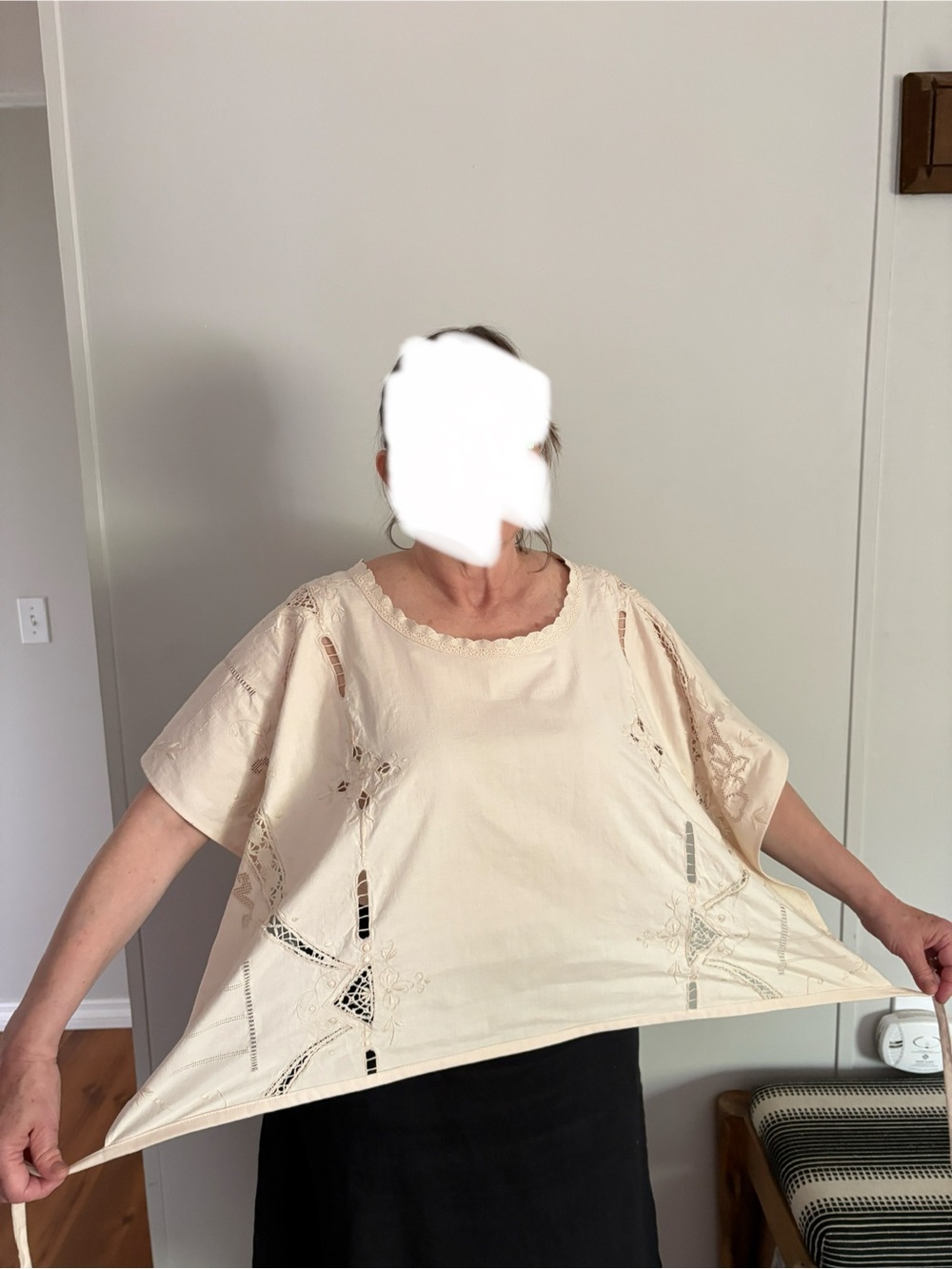 Viral Wrap Top Embroidered Cotton - Picture 13 of 14